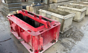 Gallery waste concrete moulds 2